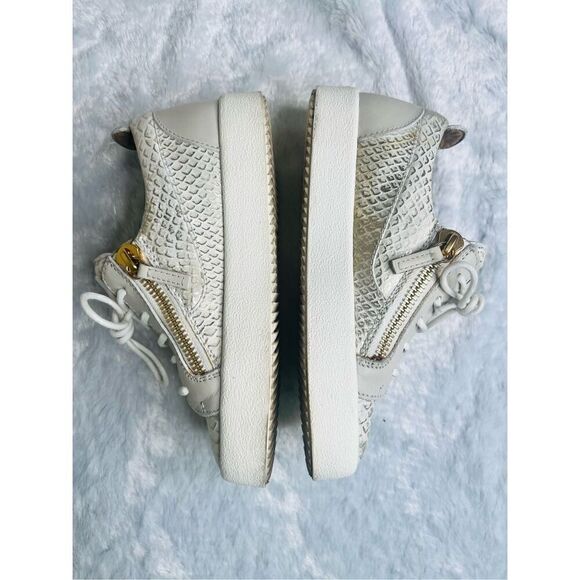 Giuseppe Zanotti Gold/Cream Python Embossed Leather And Leather Double Zip Low T - Picture 7 of 12